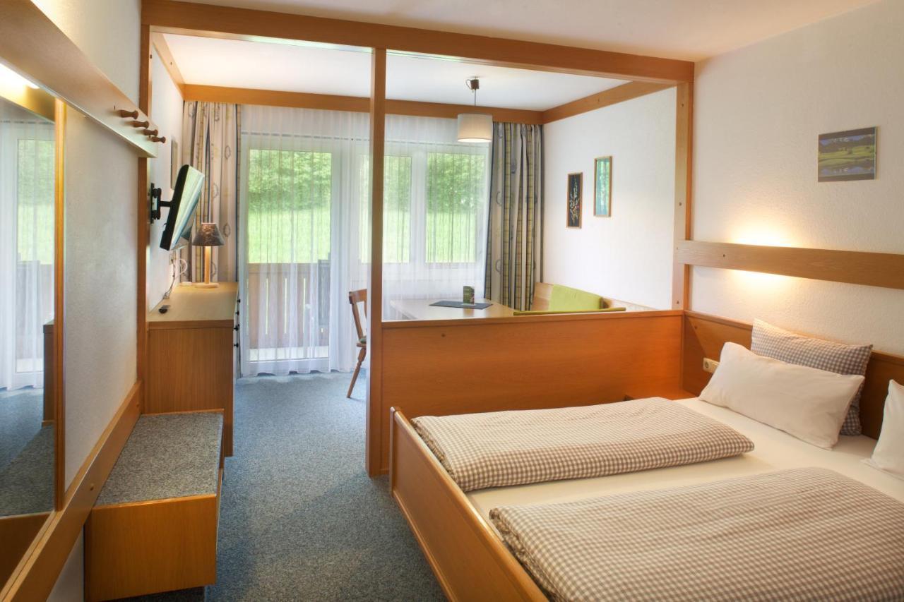 Appartement-Hotel Happy Kienberg Пфронтен Экстерьер фото